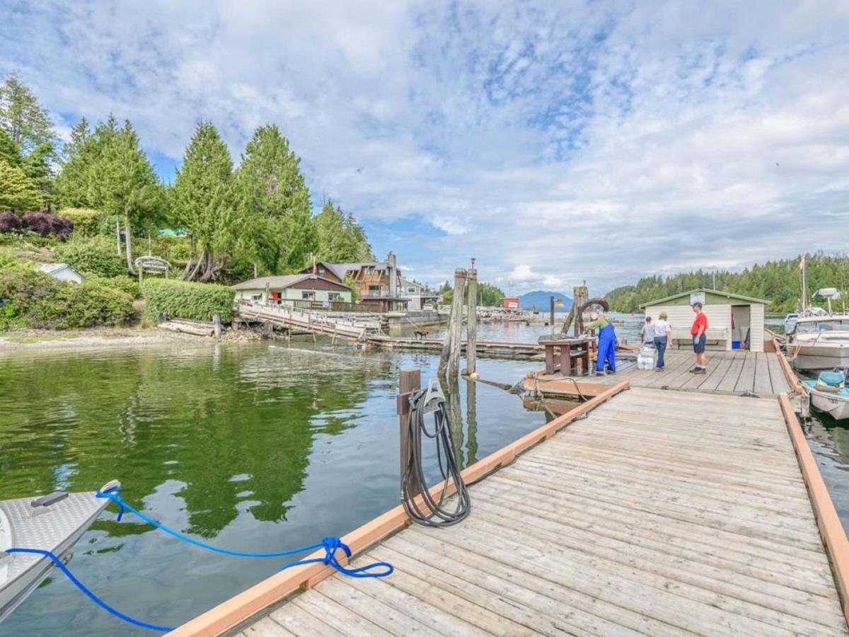 Hotel Woods End Landing Bamfield Exterior foto