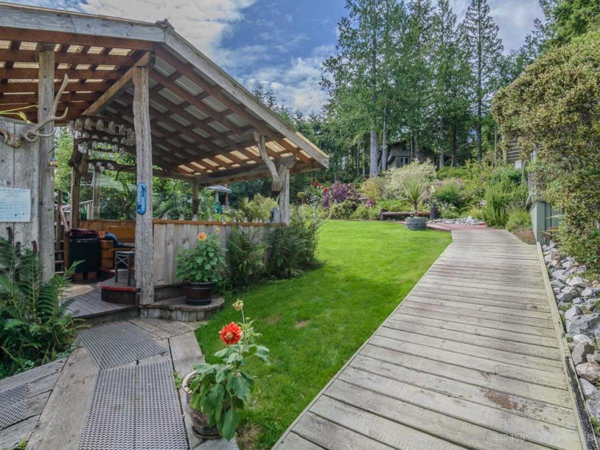 Hotel Woods End Landing Bamfield Exterior foto