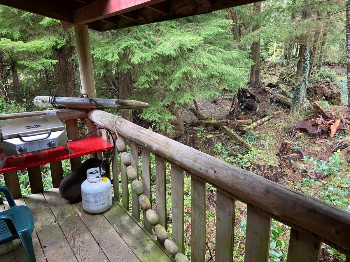 Hotel Woods End Landing Bamfield Exterior foto