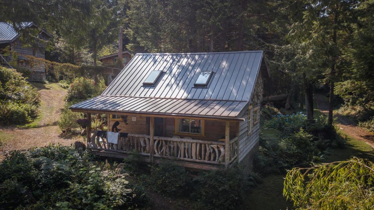 Hotel Woods End Landing Bamfield Exterior foto