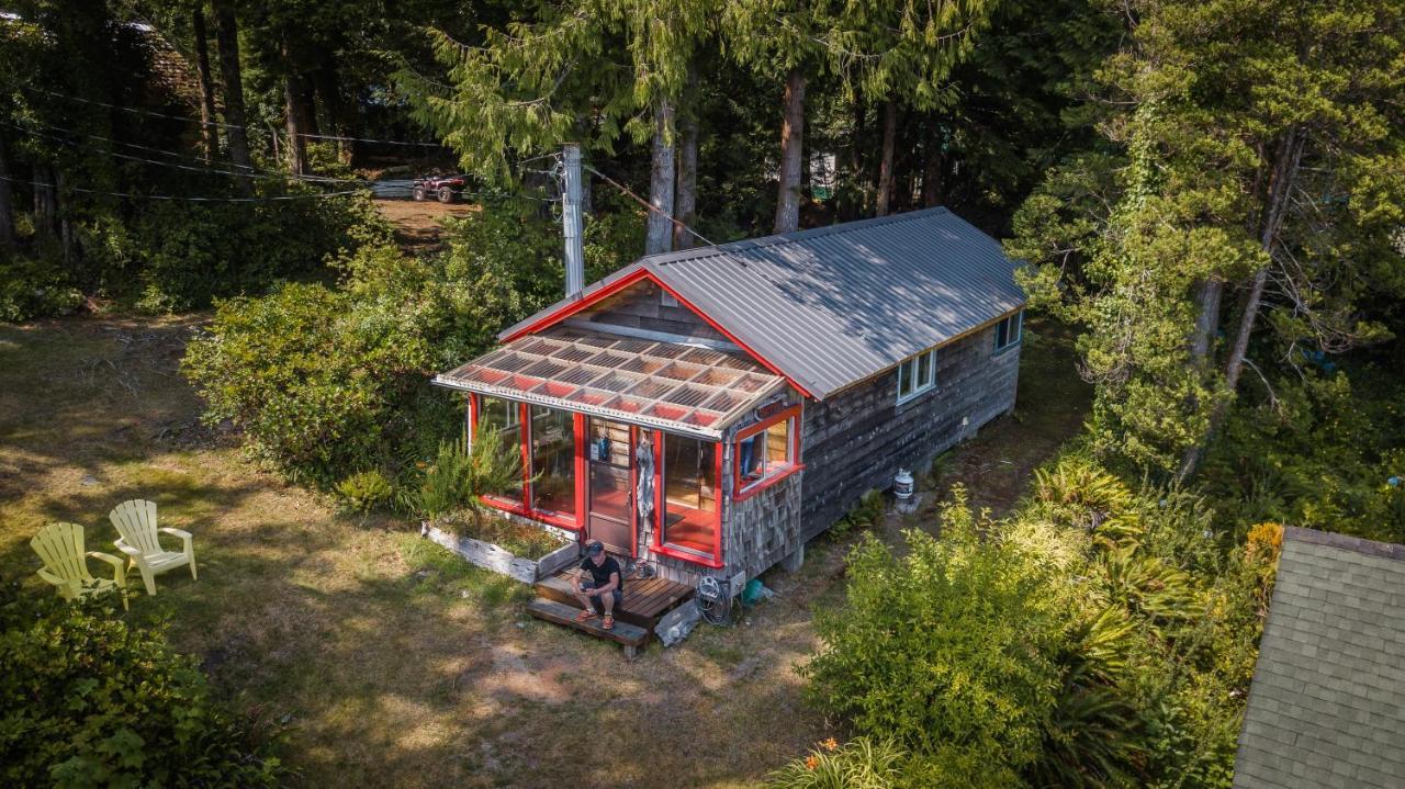Hotel Woods End Landing Bamfield Exterior foto