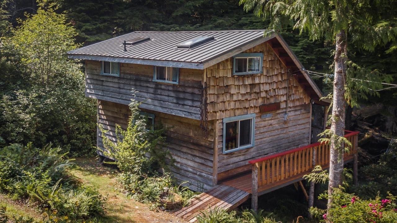 Hotel Woods End Landing Bamfield Exterior foto