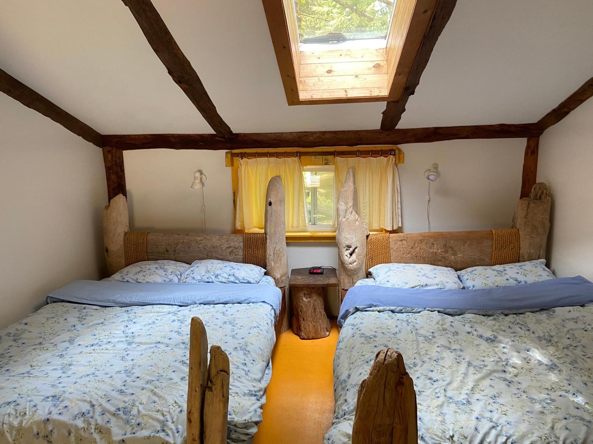 Hotel Woods End Landing Bamfield Habitación foto